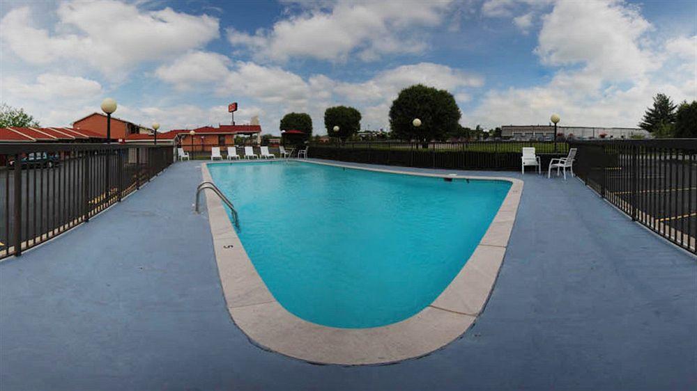 Econo Lodge Thomaston Eksteriør bilde